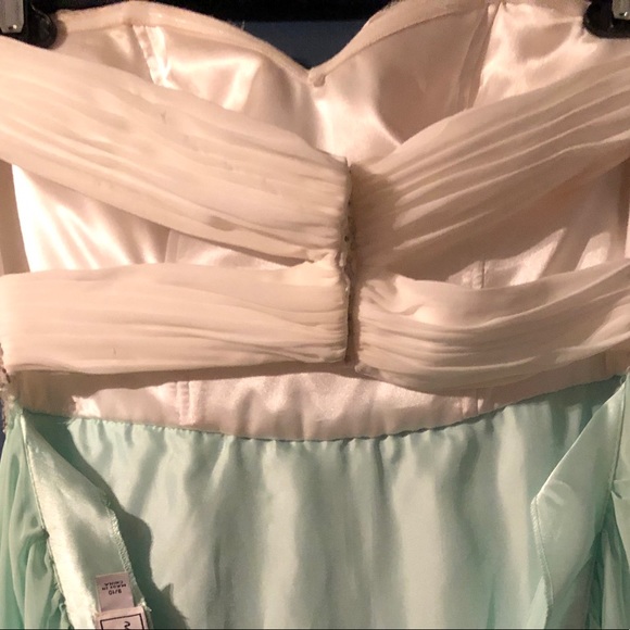 STUNNING gown - Picture 6 of 8